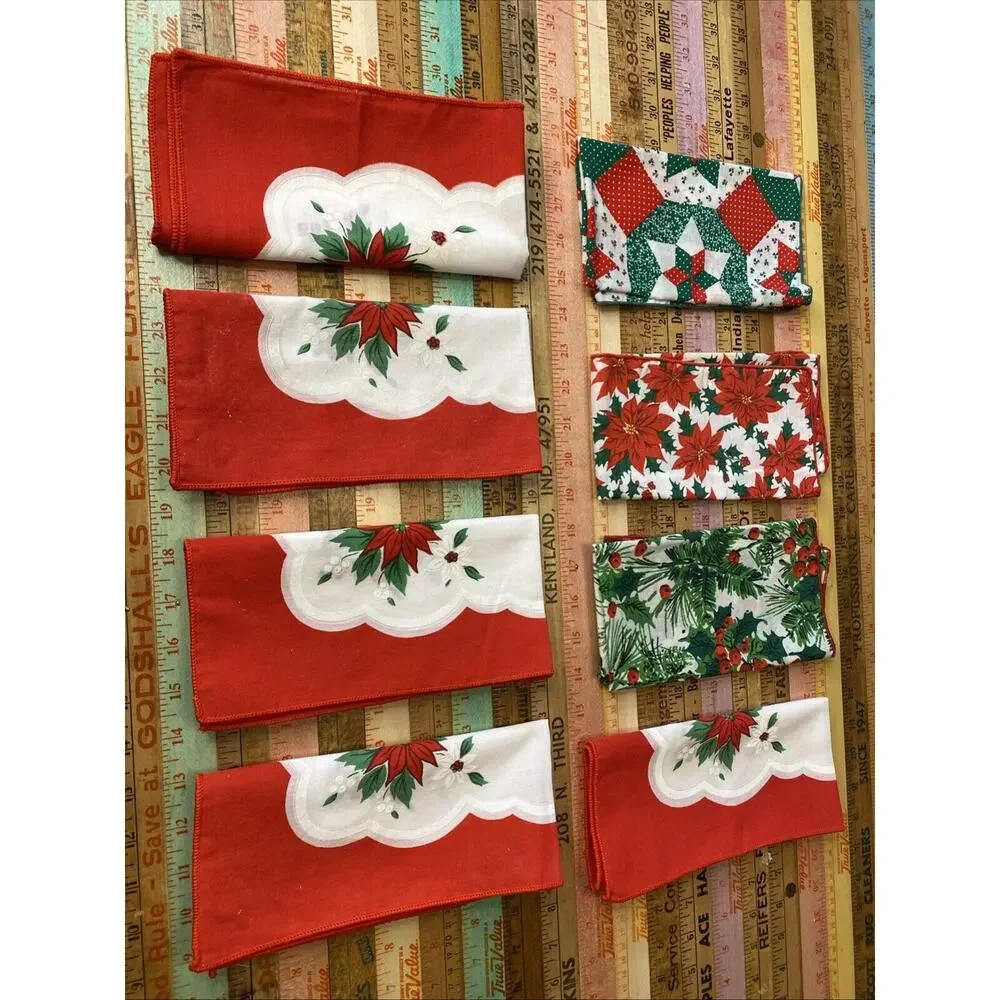 Vintage Christmas Napkins Cloth Set 8 Red Holly Poinsettia Patchwork Retro